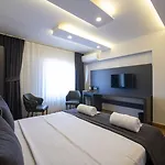 Kanarya شقة فندقية 3*